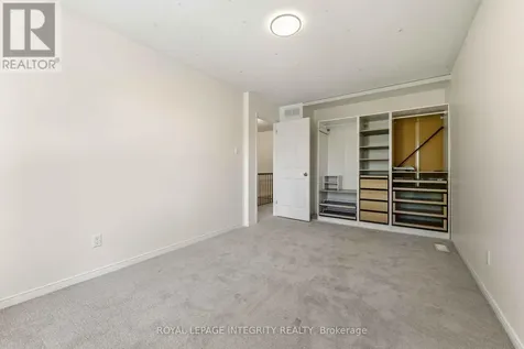 13 Southpointe Avenue Ottawa ON K2J 4V4