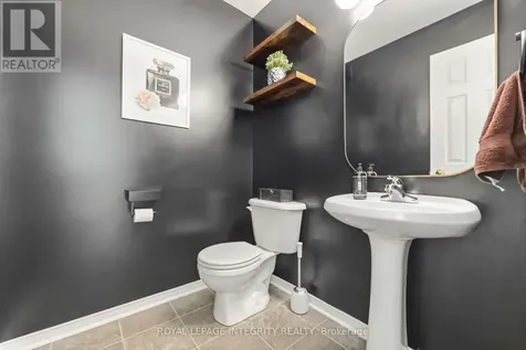 13 Southpointe Avenue Ottawa ON K2J 4V4