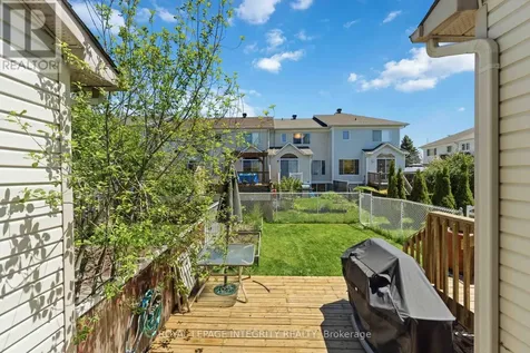 13 Southpointe Avenue Ottawa ON K2J 4V4