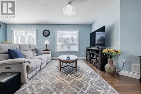 20 Cranberry Heights Wasaga Beach ON L9Z 1M9