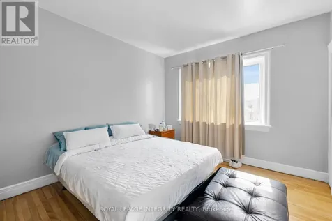 154 Columbus Avenue Ottawa ON K1K 1R1
