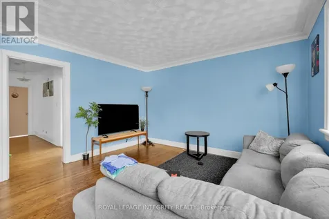 154 Columbus Avenue Ottawa ON K1K 1R1