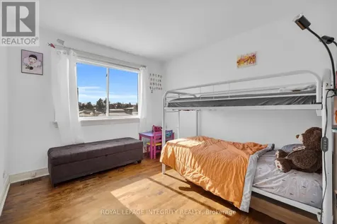 154 Columbus Avenue Ottawa ON K1K 1R1