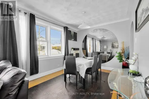 154 Columbus Avenue Ottawa ON K1K 1R1