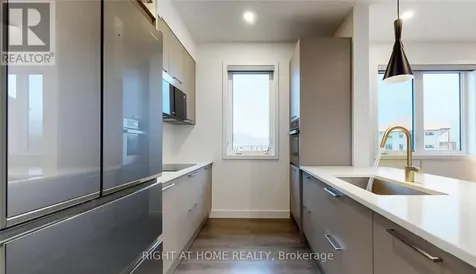10 Beausoleil Lane Blue Mountains ON L9Y 2X5