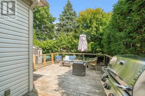 95 Evanshen Crescent Ottawa ON K2K 2X7