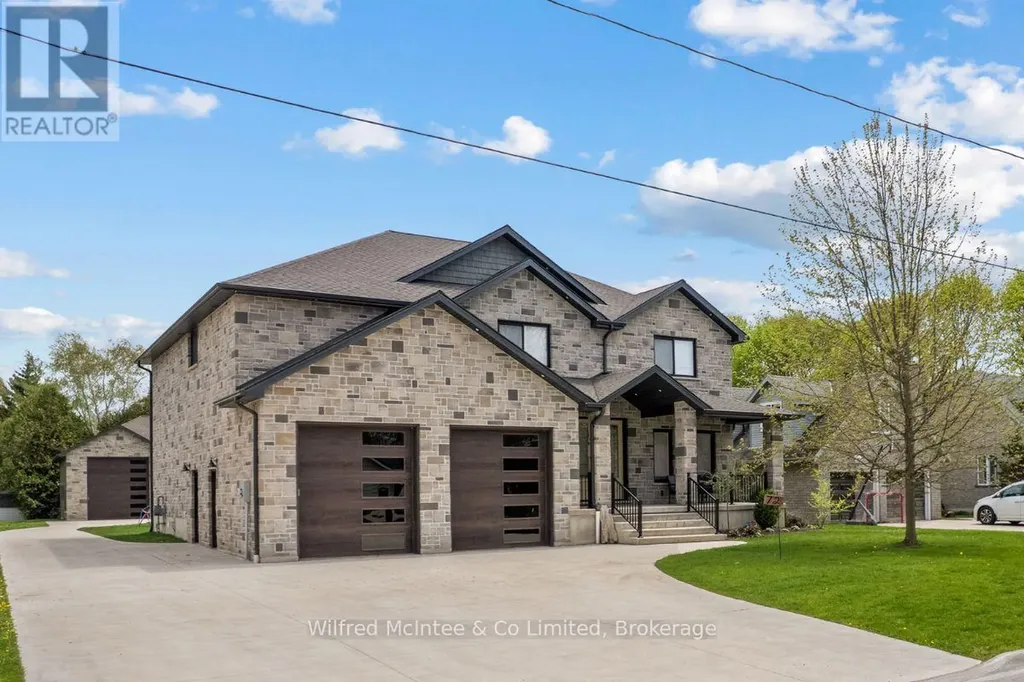 72 Victoria Street South Saugeen Shores ON N0H 2L0