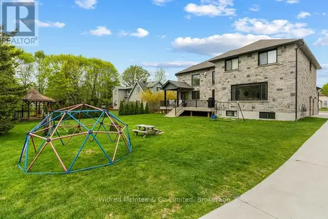 72 Victoria Street South Saugeen Shores ON N0H 2L0