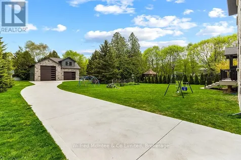 72 Victoria Street South Saugeen Shores ON N0H 2L0
