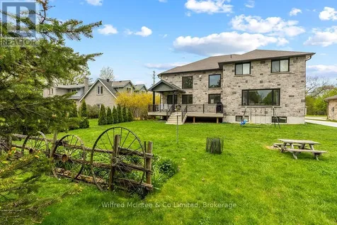 72 Victoria Street South Saugeen Shores ON N0H 2L0