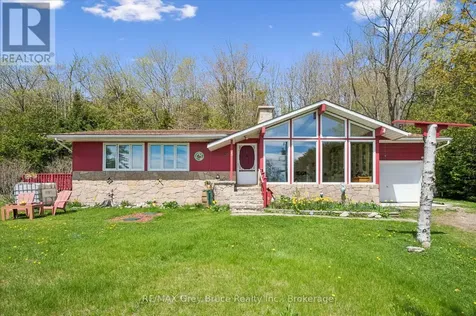 25 Shoreline Drive Northern Bruce Peninsula ON N0H 1Z0
