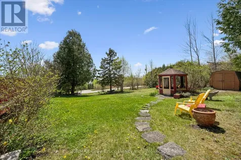 25 Shoreline Drive Northern Bruce Peninsula ON N0H 1Z0