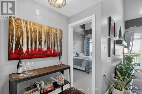 323 Winona Avenue Ottawa ON K1Z 5H3