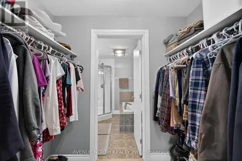 323 Winona Avenue Ottawa ON K1Z 5H3