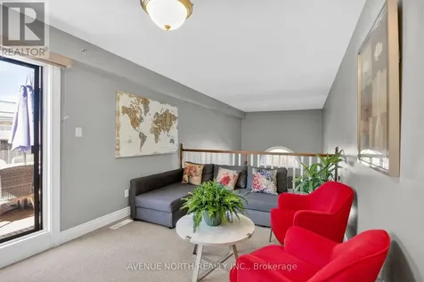 323 Winona Avenue Ottawa ON K1Z 5H3
