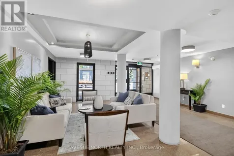 323 Winona Avenue Ottawa ON K1Z 5H3