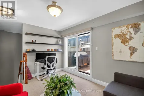 323 Winona Avenue Ottawa ON K1Z 5H3
