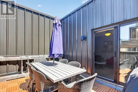 323 Winona Avenue Ottawa ON K1Z 5H3