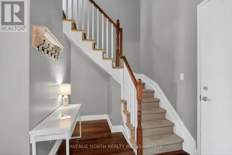 323 Winona Avenue Ottawa ON K1Z 5H3