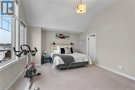 153 Susan Drive Fonthill ON L3E 0B2