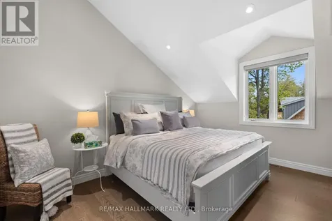 30 Gooch Park Drive Innisfil ON L9S 2S6