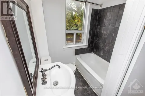 219 Deschamps Avenue Ottawa ON K1L 5Z2