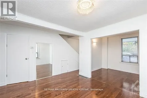 219 Deschamps Avenue Ottawa ON K1L 5Z2
