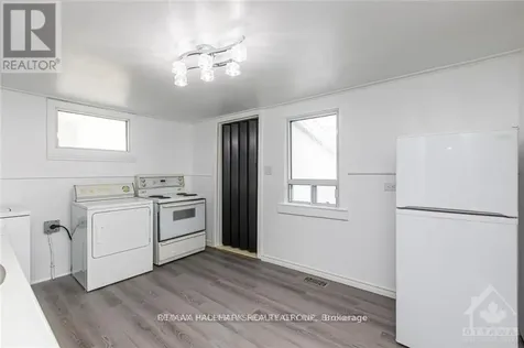 219 Deschamps Avenue Ottawa ON K1L 5Z2