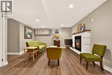 496 Rosseau Road Hamilton ON L8K 4T5