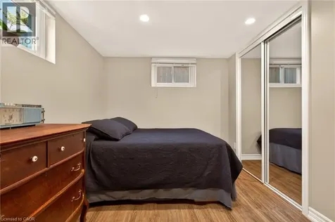 496 Rosseau Road Hamilton ON L8K 4T5