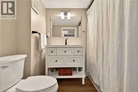 496 Rosseau Road Hamilton ON L8K 4T5