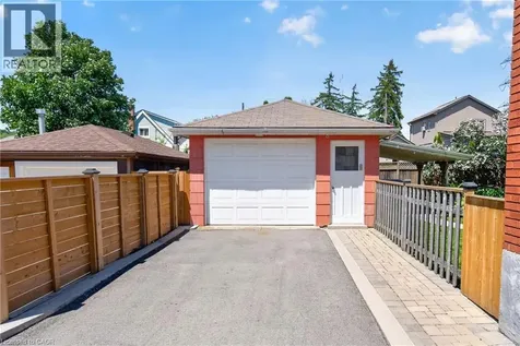 496 Rosseau Road Hamilton ON L8K 4T5