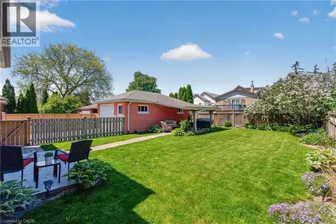 496 Rosseau Road Hamilton ON L8K 4T5