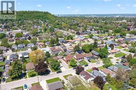 496 Rosseau Road Hamilton ON L8K 4T5