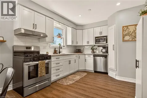 496 Rosseau Road Hamilton ON L8K 4T5