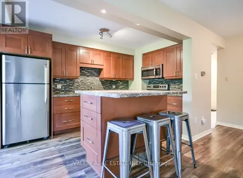 492 Laclie Street Orillia ON L3V 7V2