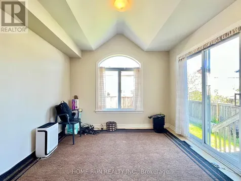 217 Deerfox Drive Ottawa ON K2J 4W8
