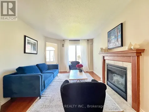 217 Deerfox Drive Ottawa ON K2J 4W8