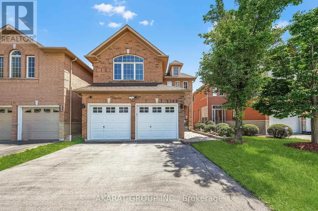 2365 Bankside Drive Mississauga (central Erin Mills) ON L5M 6E3