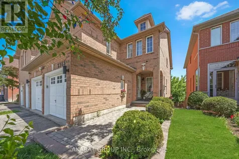 2365 Bankside Drive Mississauga (central Erin Mills) ON L5M 6E3