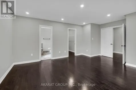 2365 Bankside Drive Mississauga (central Erin Mills) ON L5M 6E3