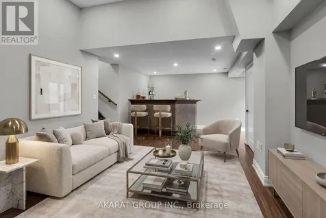 2365 Bankside Drive Mississauga (central Erin Mills) ON L5M 6E3