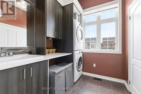 10 Learmont Avenue Caledon ON L7C 3N3