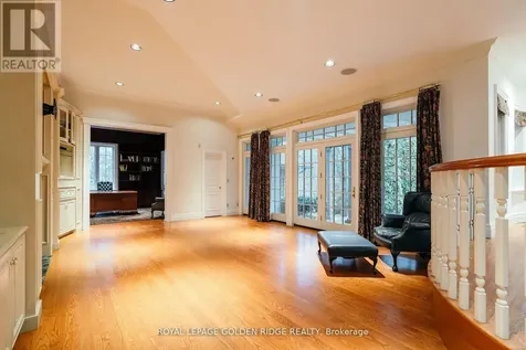 12 Forestview Trail Whitchurch-stouffville ON L4A 2L4