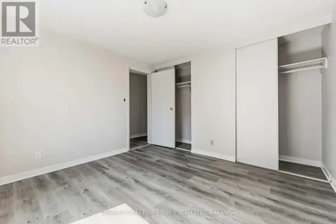 2178 Erinbrook Crescent Ottawa ON K1B 4J4