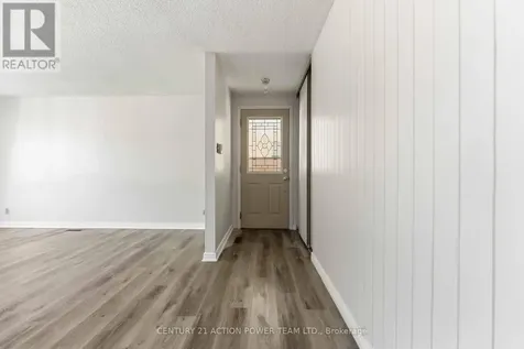 2178 Erinbrook Crescent Ottawa ON K1B 4J4