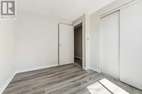 2178 Erinbrook Crescent Ottawa ON K1B 4J4