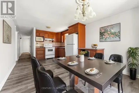 2178 Erinbrook Crescent Ottawa ON K1B 4J4