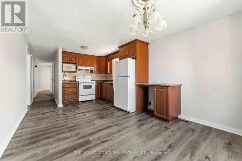 2178 Erinbrook Crescent Ottawa ON K1B 4J4