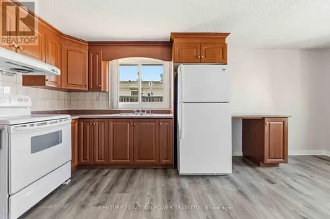 2178 Erinbrook Crescent Ottawa ON K1B 4J4